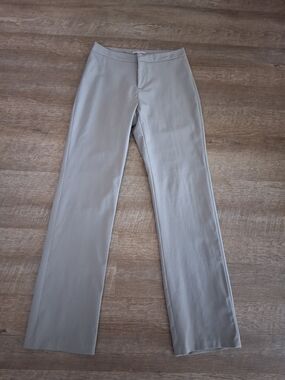 Old Navy Women's Straight Leg Dress Pants in Light Gray